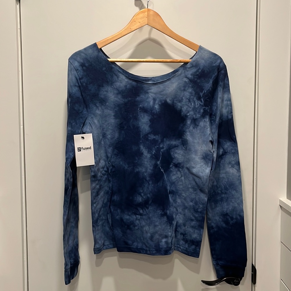Brand New Fused Hawaii Tie Die Long Sleeve Top